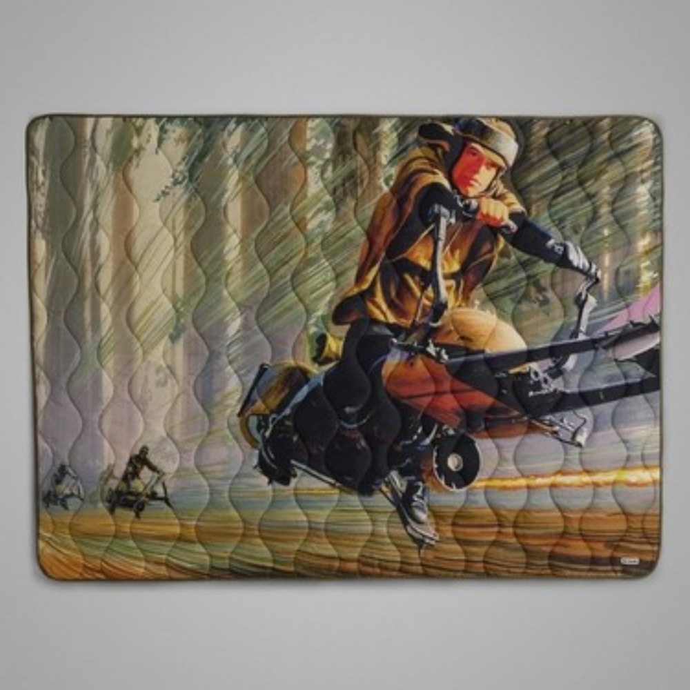 Star Wars X  Columbia Endor Collection Quilted Blanket
